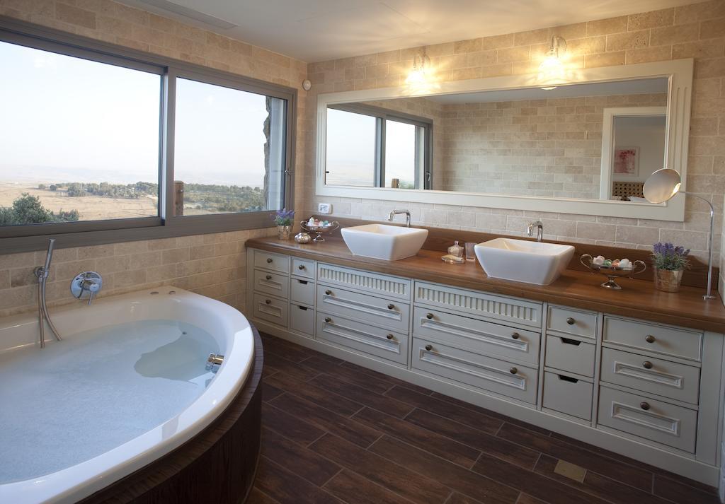Boutique Hotel Tamarin Rosh Pinna Rum bild